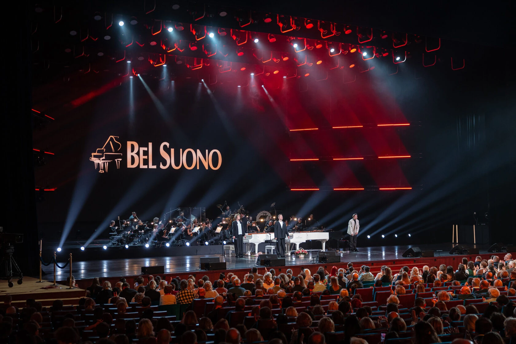 Bel Suono. Шоу трёх роялей — кадр 7